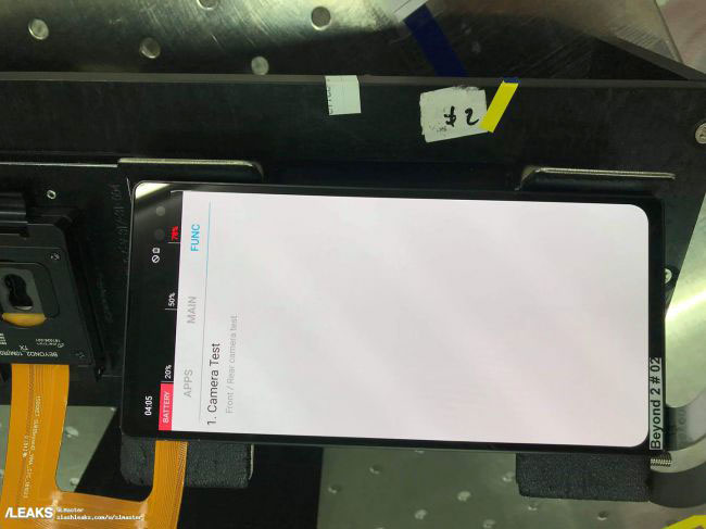 Передняя камера на Самсунг Задняя камера Самсунг Galaxy S10