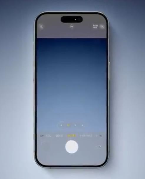 Скриншот приложения камеры из iOS 18