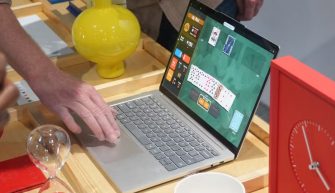 Lenovo Chromebook Plus 14