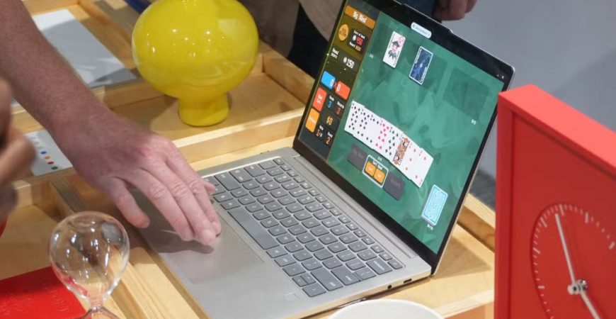 Lenovo Chromebook Plus 14