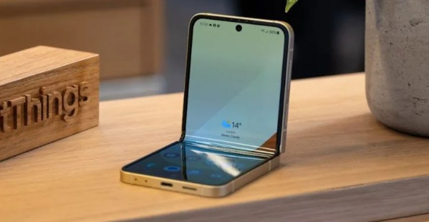 Складной iPhone