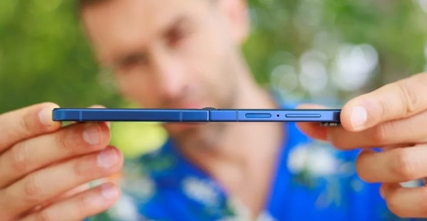 Samsung Galaxy Z Flip 8